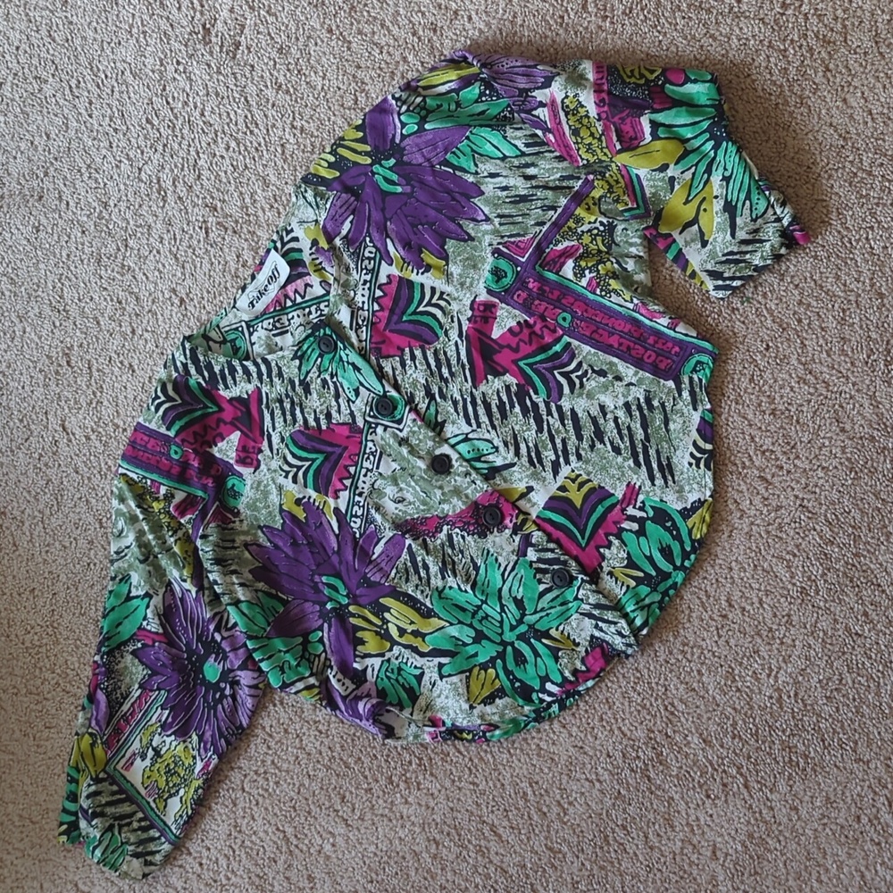 1980/90s Blouse With Padded Shoulders